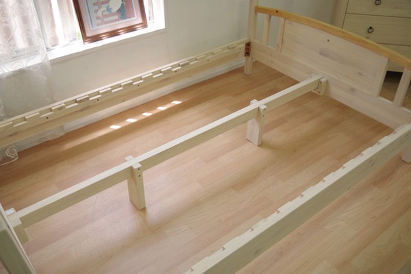 ナチュラルカントリー ダブルベッド フレームのみ パインすのこベッド