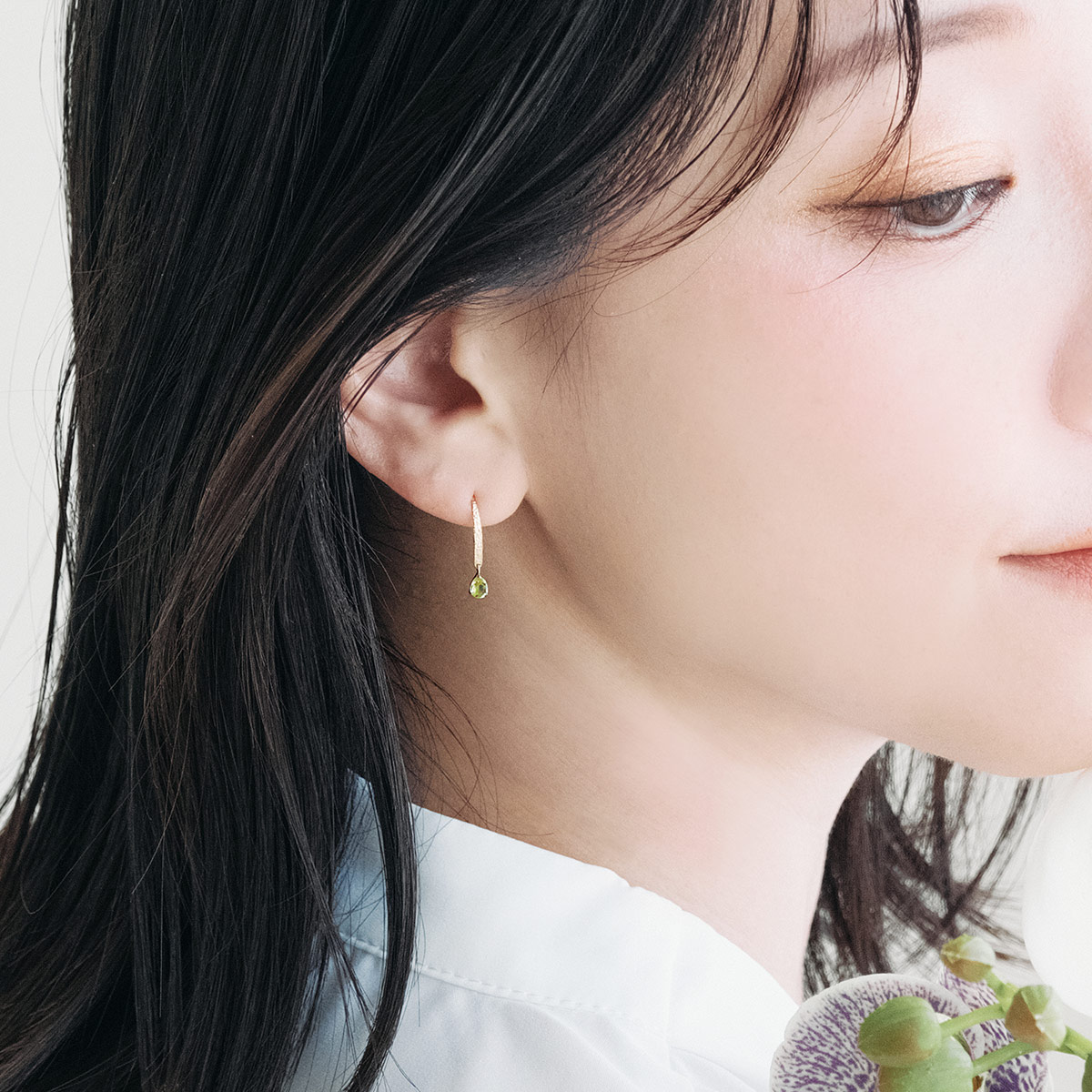 18金ピアス フック ペリドット 18k レディース K18 ゴールド