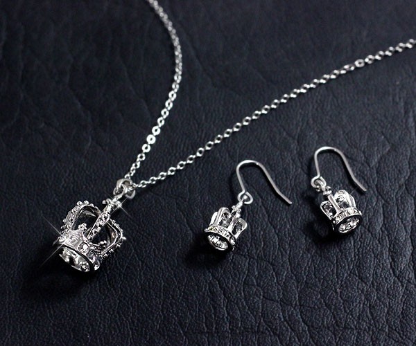 ビンテージシルバークラウンケージ手占い魔女ダブルネックレスピアスセット ネックレス ピアス セット アクセサリー クラウン レディース 王冠