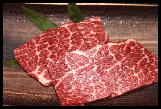 熊本の旨い 生桜马刺し【三角バラ】