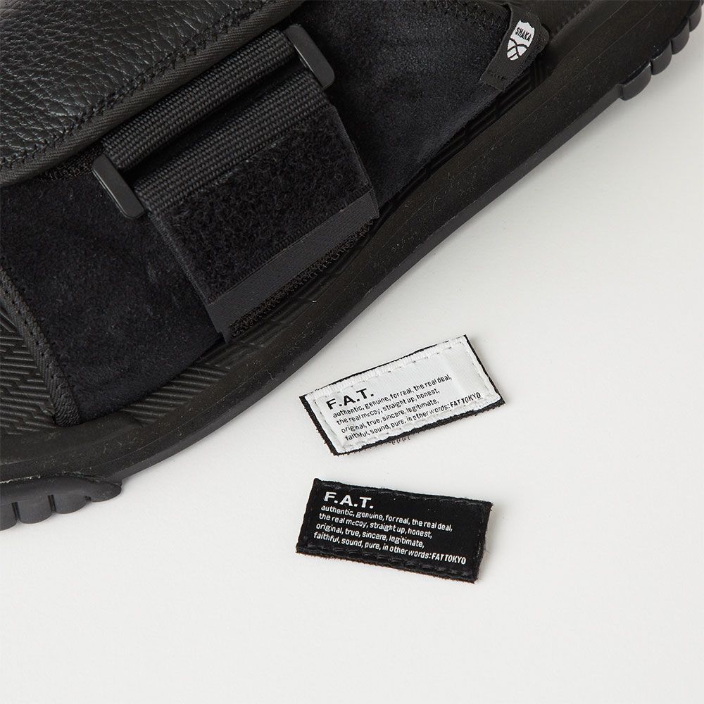 F.A.T. / F'AWARD ( BLACK ) | Grand Central O