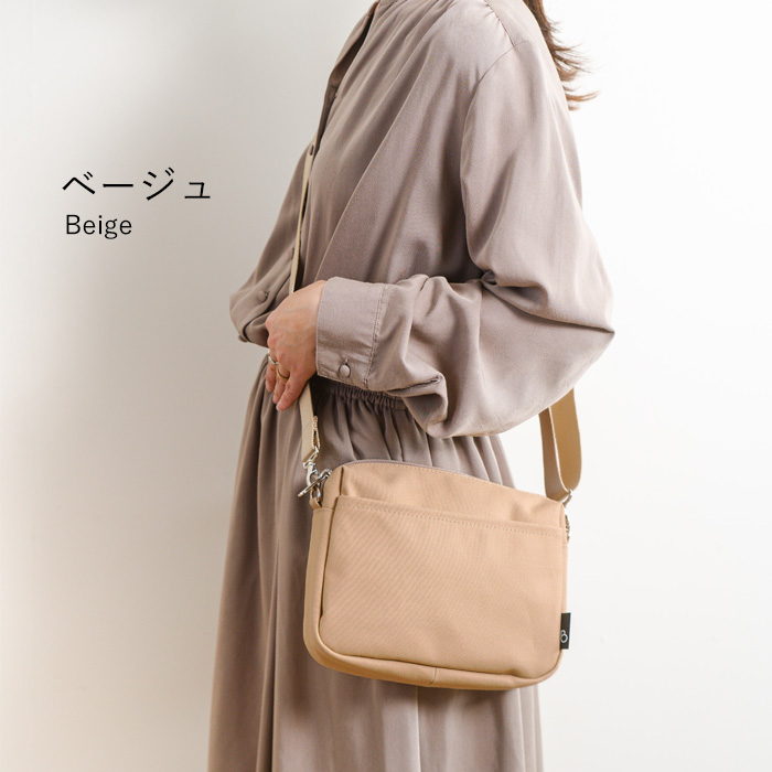 BRILLIANT COLORS（ブリリアントカラーズ） ショルダーバッグ