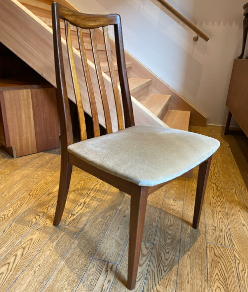 G-plan アンティーク チェア① G-PLAN（ジープラン） チェア 椅子 いす 4脚セット リビング