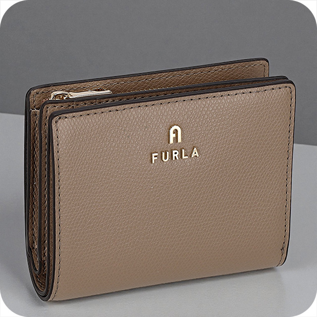 未使用級！　FURLA フルラ　ブラウン 二つ折り財布　レザー　箱付き FURLA（フルラ） 二つ折り財布 レディース ブランド レザー WP00307