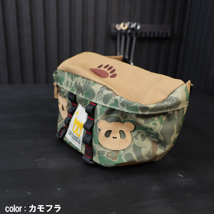 【お値下げ中！】PANDIESTAパンダ刺繍 バッグパックブラック PANDIESTA JAPAN パンディエスタ ボディーバック パンダ 刺繍