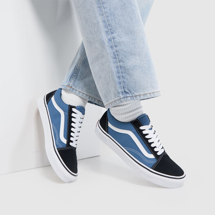 vans スニーカー ストア 安