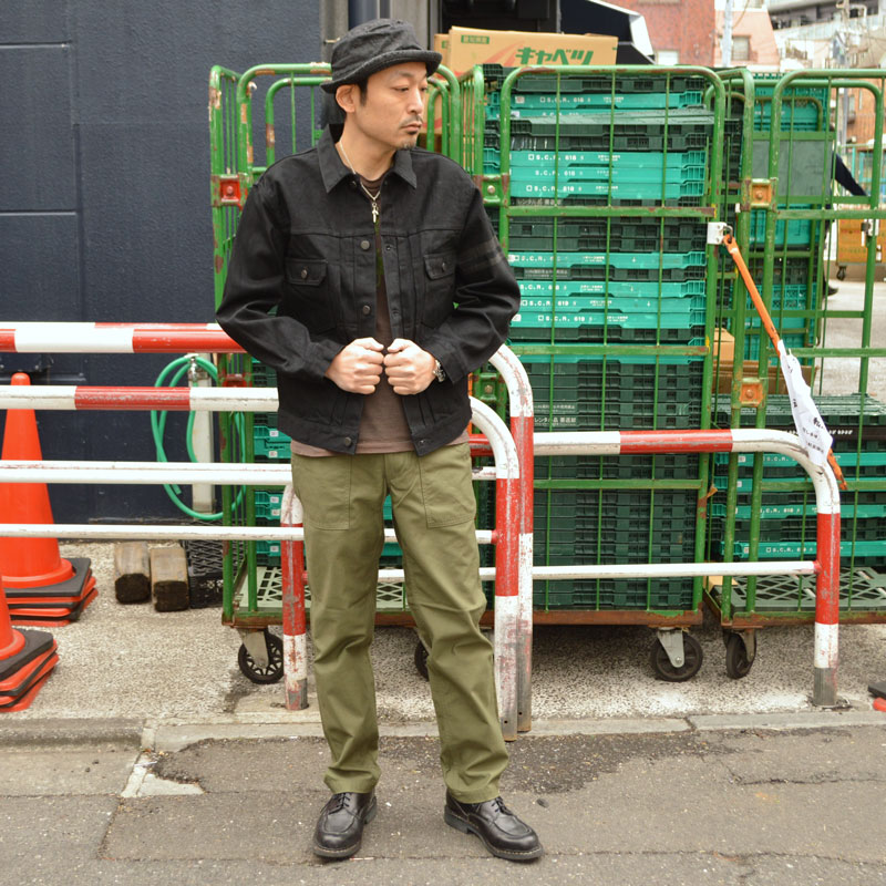 出陣レーベル MOMOTARO JEANS 桃太郎ジーンズ MMGJ1102 BK #002 15.7oz