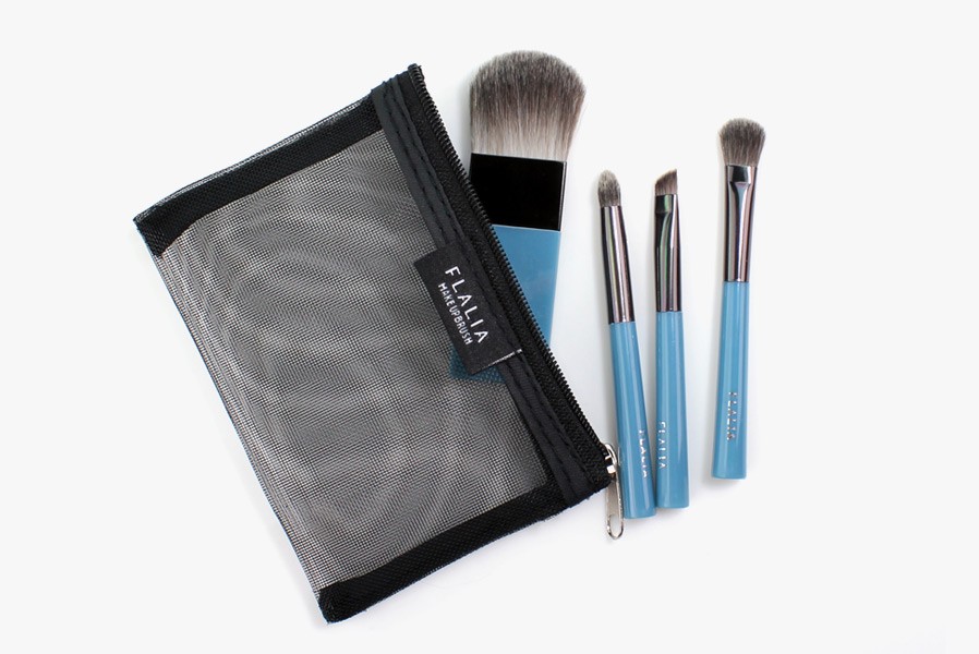 フラリア FLALIA 4mini Brush Kit /4P ブラシ 携帯用 旅行用 柔らかい