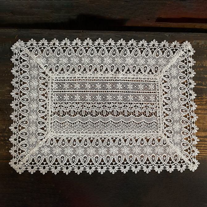 テーブルセンター 長方形 テーブルリネン 敷物 ギュピールレース 画像4
