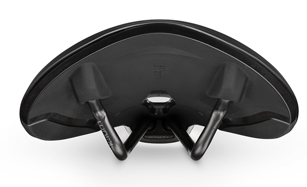 fi&#39;zi:k　FIZIK　フィジーク　自転車サドル　テンポ　アリアンテR3 楽天市場】フィジーク サドル テンポ アリアンテ R3 kiumレール