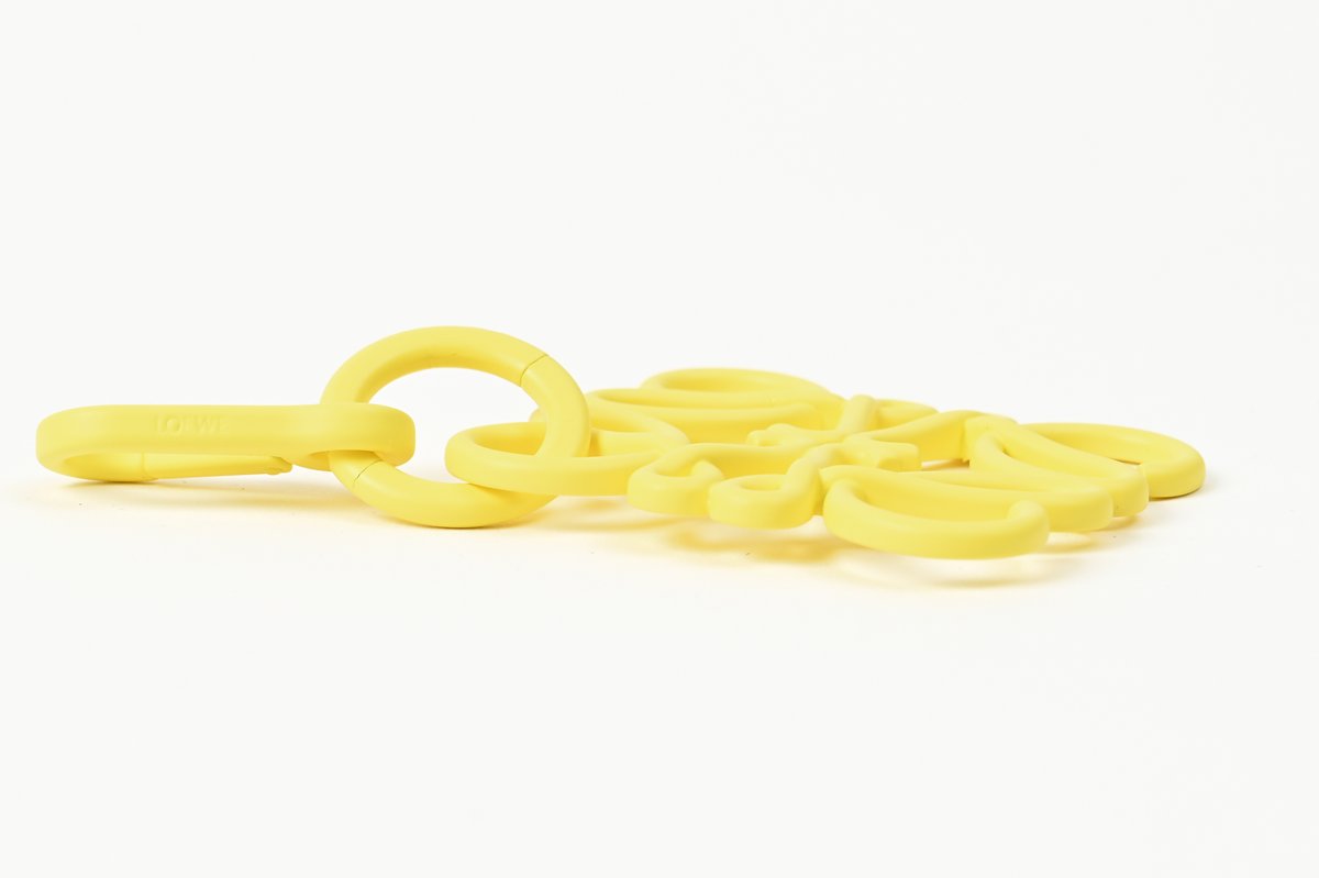 LOEWE（ロエベ） Inflated Anagram Charm インフレーテッド アナグラム