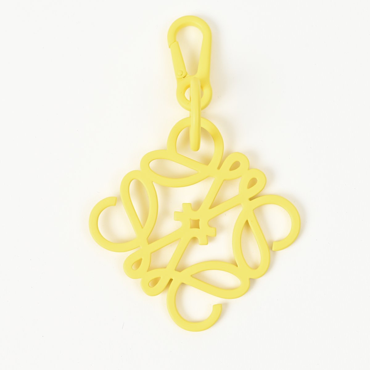 LOEWE（ロエベ） Inflated Anagram Charm インフレーテッド アナグラム