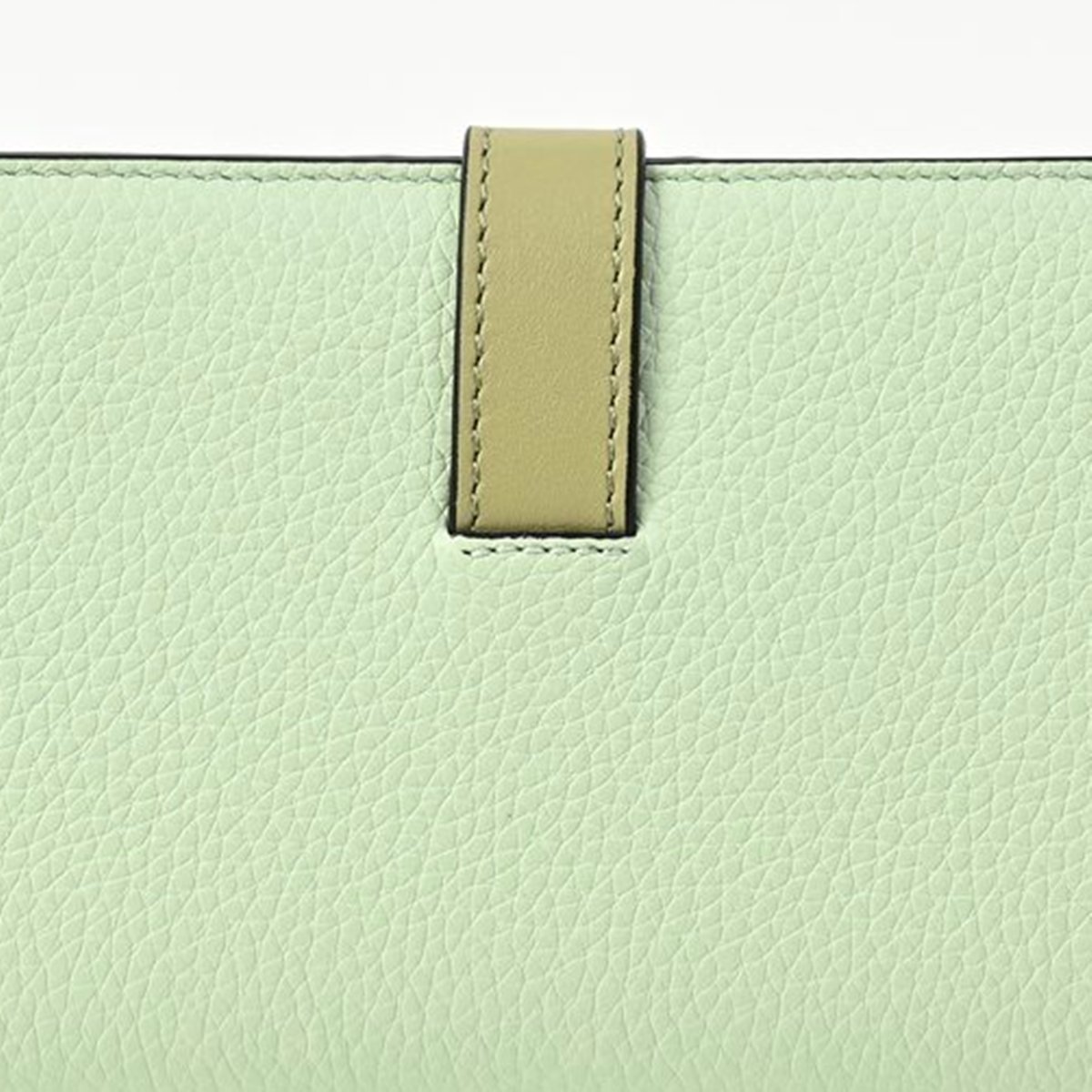 LOEWE（ロエベ） レディース large レザー バーティカル ウォレット長