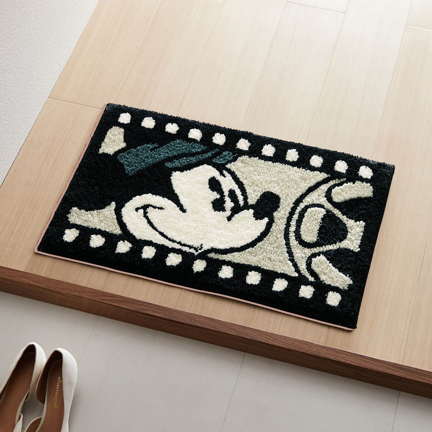 Disney ディズニー モノクロデザイン玄関マット「ミッキーマウス」 約50×80｜bellemaison｜02