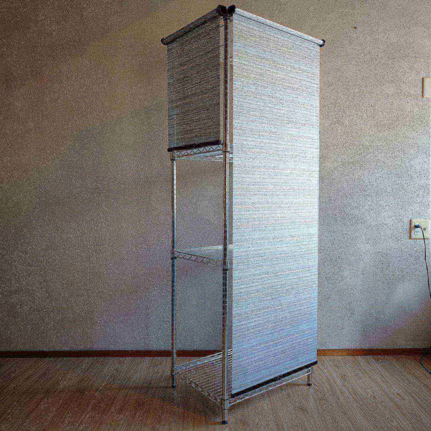 さっと目隠しできるスチールラック用ロールスクリーン 約120×180_1