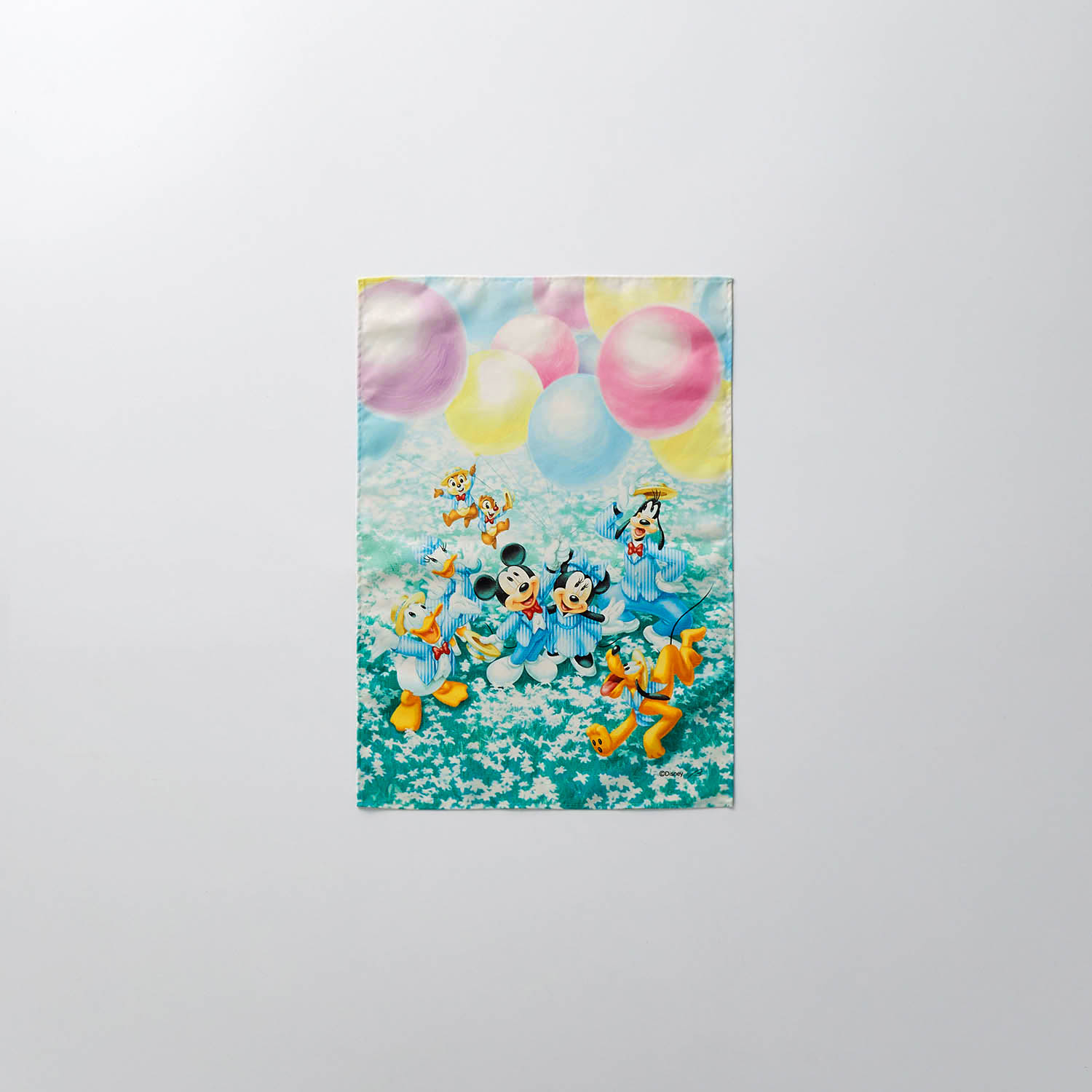Disney ディズニー ファブリックポスター「ミッキー＆フレンズ」 S｜bellemaison｜02