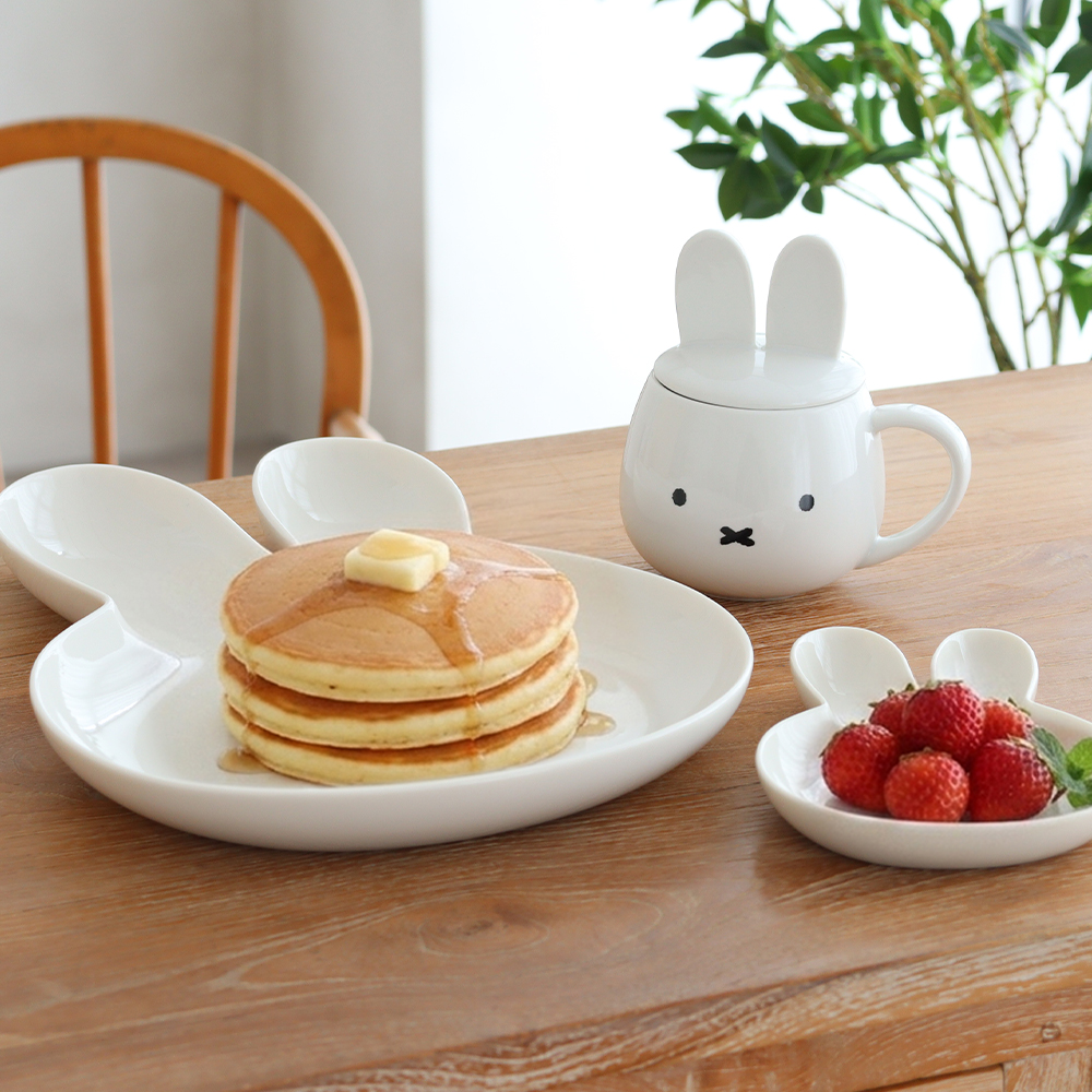 ミッフィー　miffy 海外限定　プレート　皿　ダイカットプレート Miffy（ミッフィー） ダイカットプレート 誕生日 記念日 誕生祝い 結婚