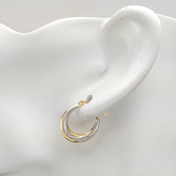 UNOAERRE（ウノアエレ） ピアス 18金 K18YG x WG イエロー x ホワイト