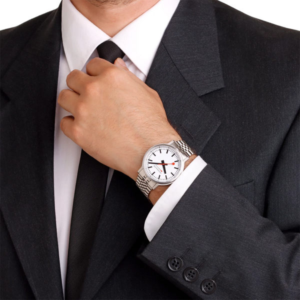 MONDAINE（モンディーン） スイス国鉄オフィシャル鉄道ウォッチ