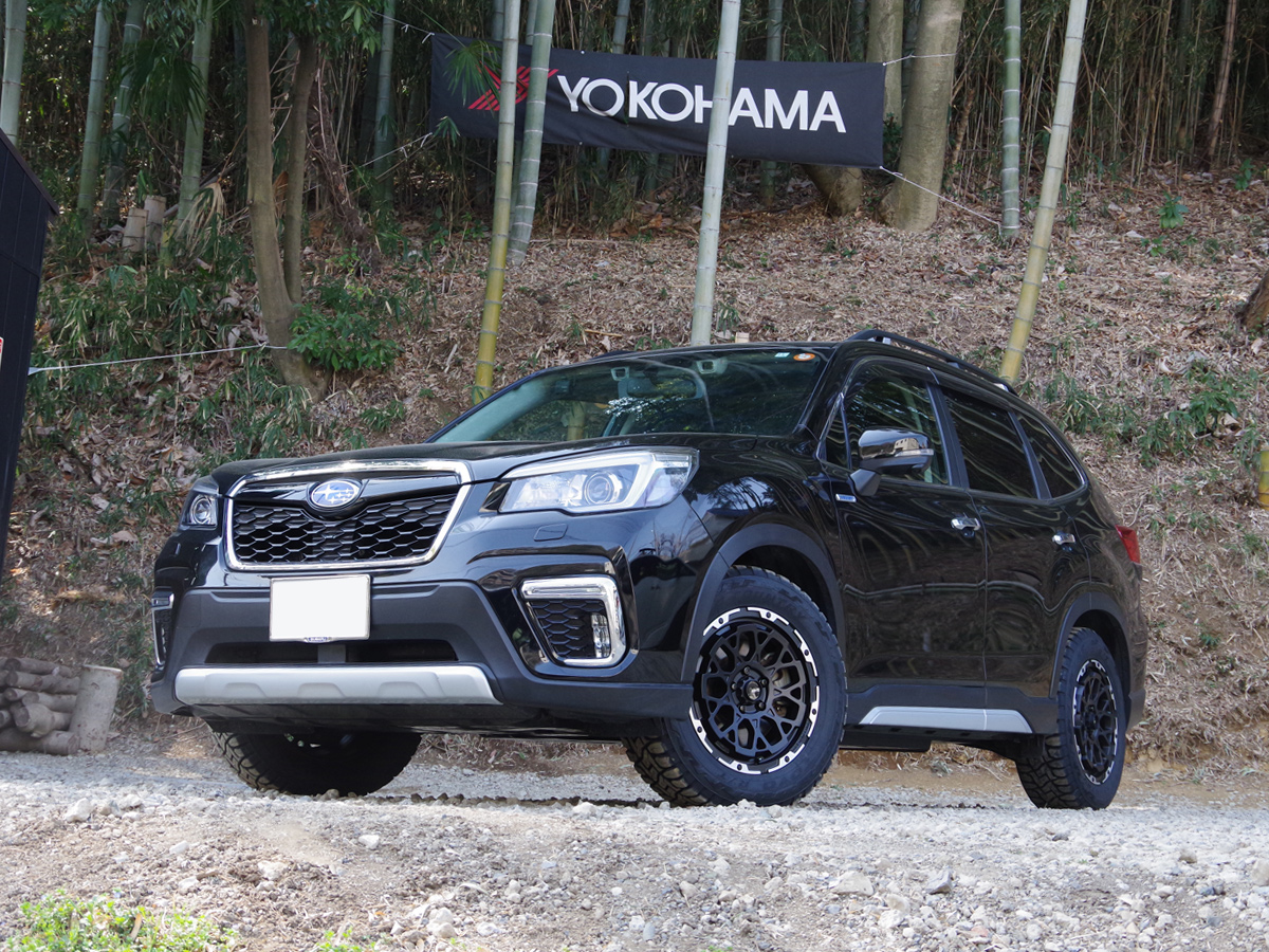 4x4エンジニアリング ランドクルーザープラド 150系 エアジーロックス アルミホイール 4本(17×8J 6-139.7 +20)4x4 Engineeringの画像