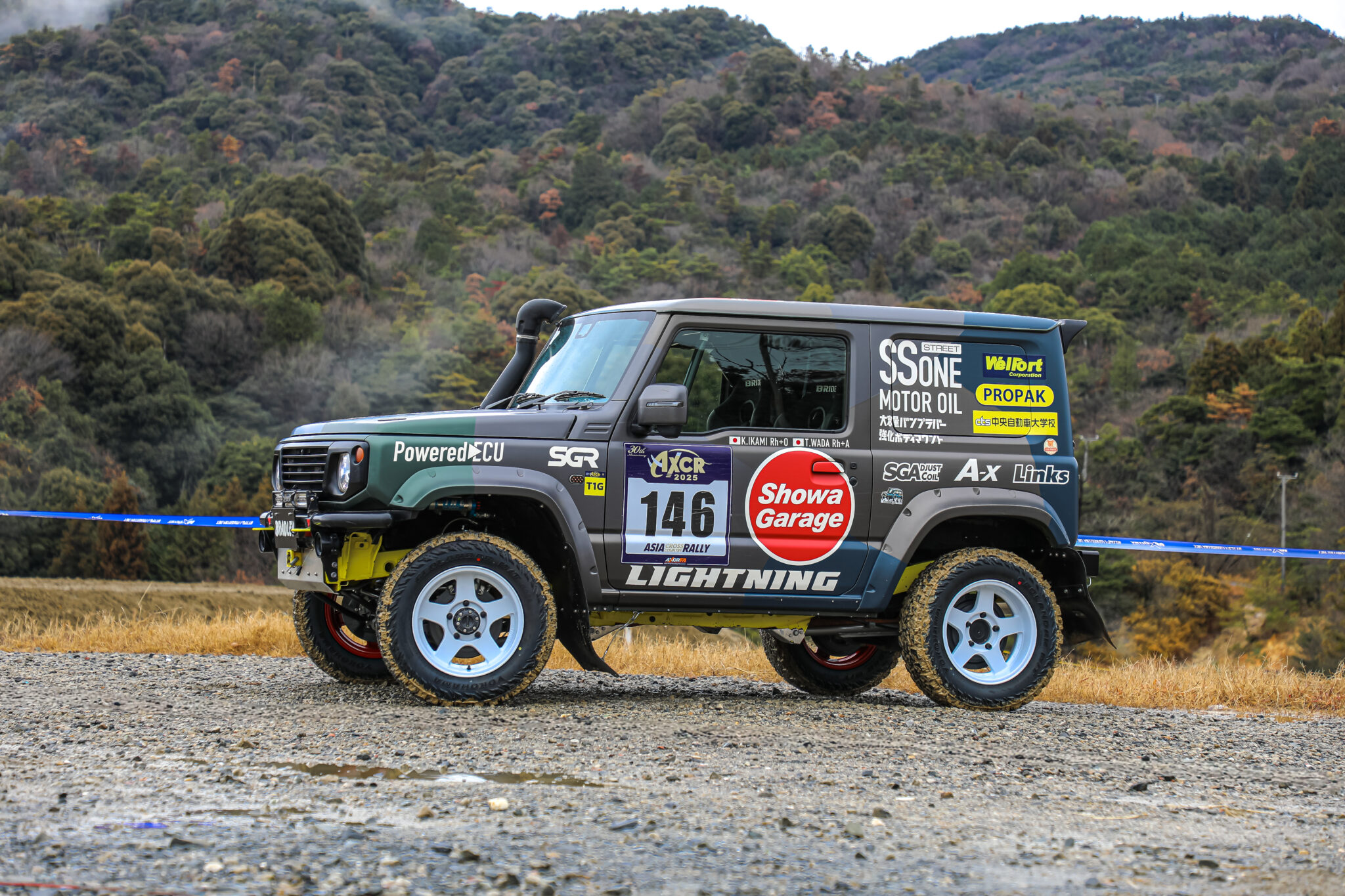 4x4エンジニアリング ランドクルーザー 200系 ブラッドレーフォージド 匠 アルミホイール 1本(18×8.5J 5-150 +50)4x4 Engineeringの画像