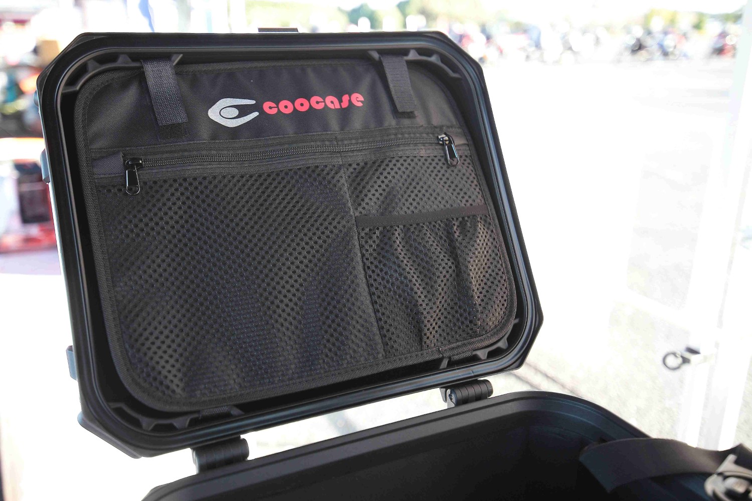 COOCASE（クーケース） Q5 アルミ製トップケース アジャスタブルバック
