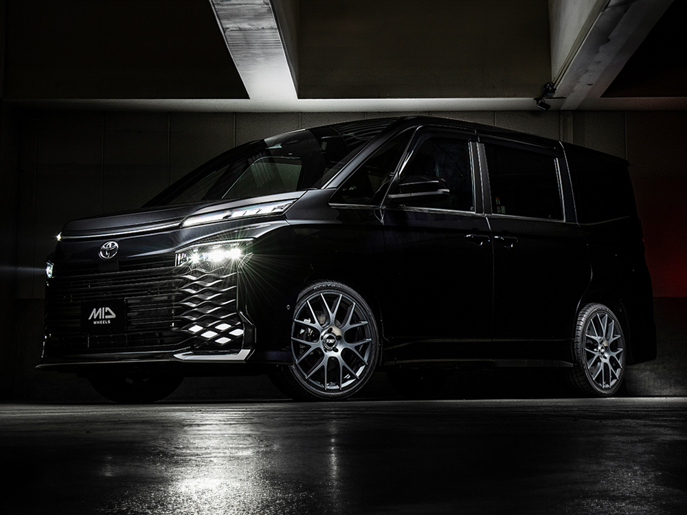 マルカサービス MID エクスクルーシブ 027F プリウス 50系 アルミ