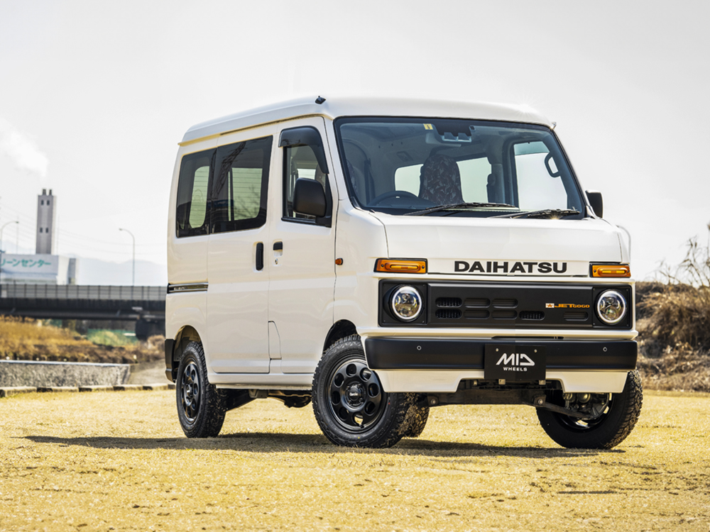 MID ガルシアパーム8 ハイエース 200系 アルミホイール 1本(16×6.5J 6-139.7 +38 セミグロスブラック)マルカ Garcia Palm8の画像