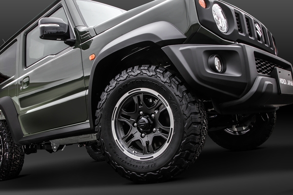 ジムニーＪＢ７４用アルミホイールお買い得❣️送料込み‼️ jb74 ジムニーシエラアルミホイール&タイヤセット一本 送料込み