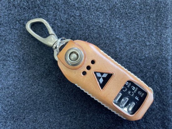 ロードハウス ROADHOUSE KADDISxEvolution KEYDRESS 生成り(ナチュラル) デリカD:5 KD-IN16006 ROADHOUSE KADDISの画像