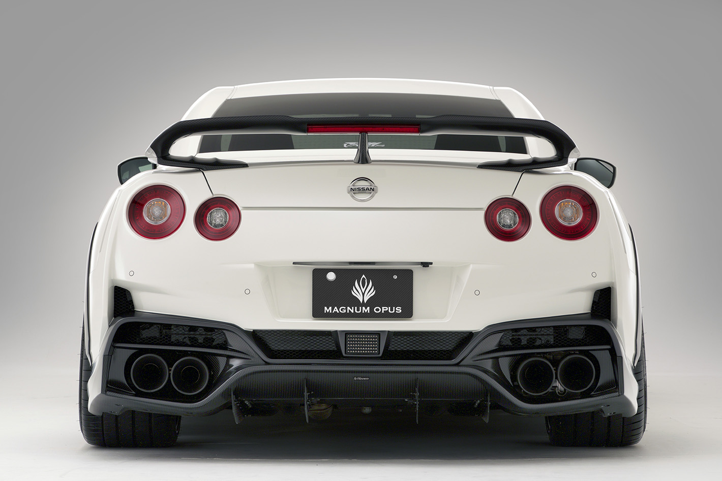 r35 gt-r nismo（リアスポイラー、ウイング）｜エアロパーツ｜自動車
