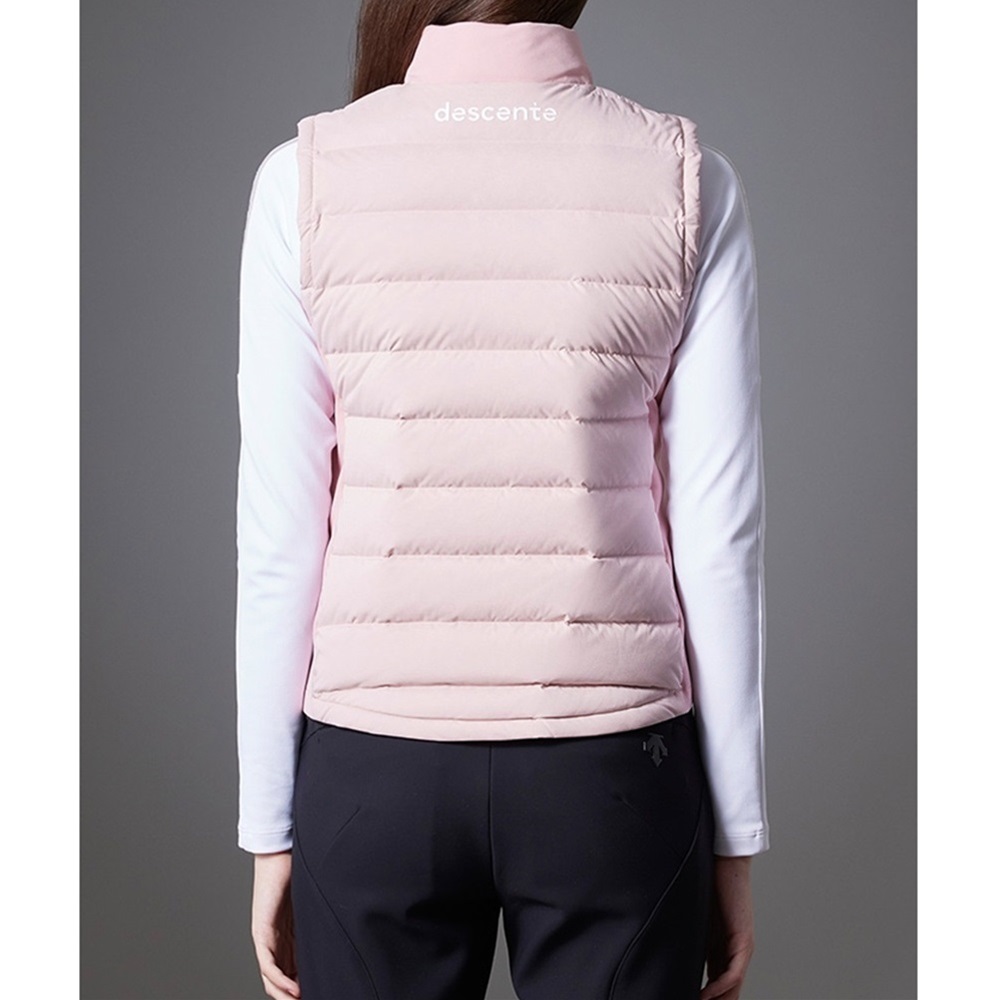 【中古品 】 DESCENTE GOLF デサントゴルフ レディース ゴルフウェア ベスト フルジップダウンベスト DGWWJK50 23FW 秋冬 ストレッチ はっ水 保温 【2830158305】(18513円)