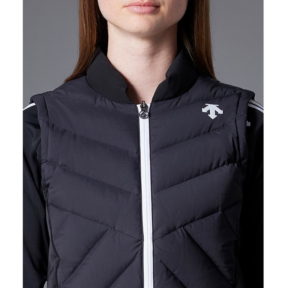 【中古品 】 DESCENTE GOLF デサントゴルフ レディース ゴルフウェア ベスト フルジップダウンベスト DGWWJK50 23FW 秋冬 ストレッチ はっ水 保温 【2830158305】(18513円)
