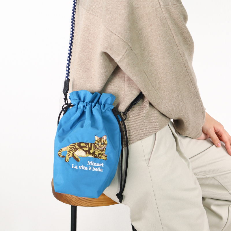 ★ROBINMAY Disney Cats & Dogs ナイロン 巾着バック/送料込 巾着袋 ドローストリングバッグ 猫ナイロン 巾着ショルダー