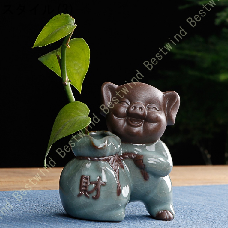 陶器製 かわいい豚の置物 ハンドメイド 鉢植え 豚人形 陶芸 
