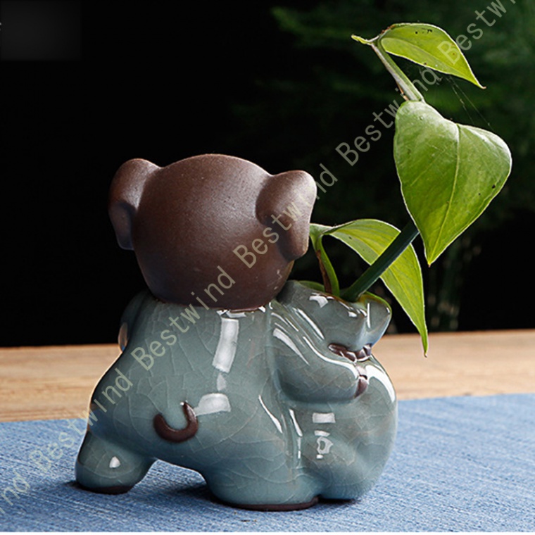 陶器製 かわいい豚の置物 ハンドメイド 鉢植え 豚人形 陶芸 