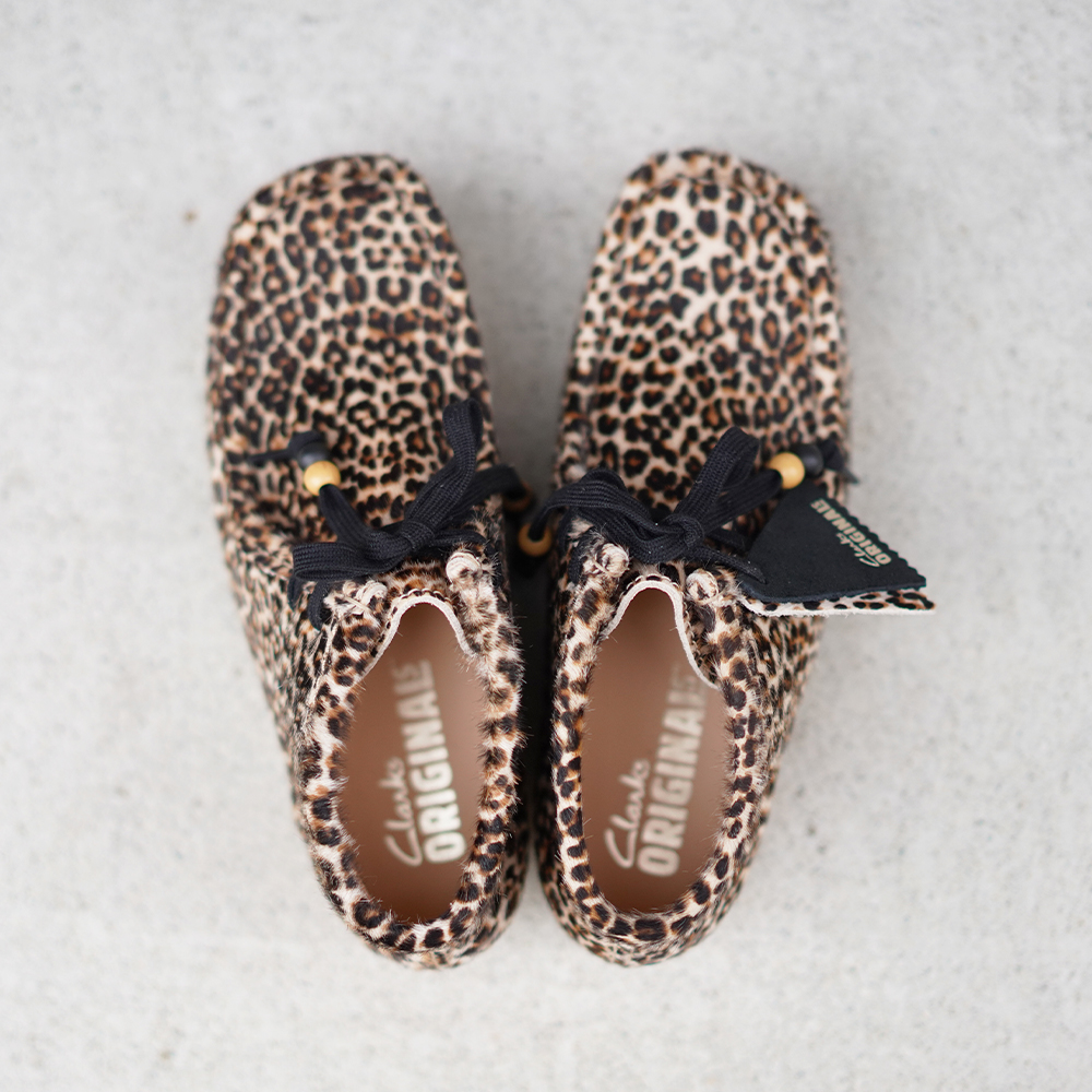 Clarks Originals レオパード柄 ワラビー Clarks（クラークス） オリジナル ワラビー ブーツ レオパード