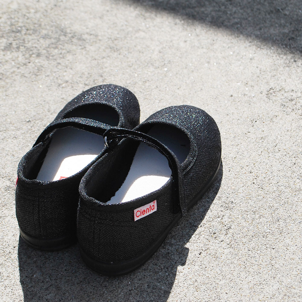 Cienta（シエンタ） ワンストラップ バレエシューズ ラメ ベルクロ