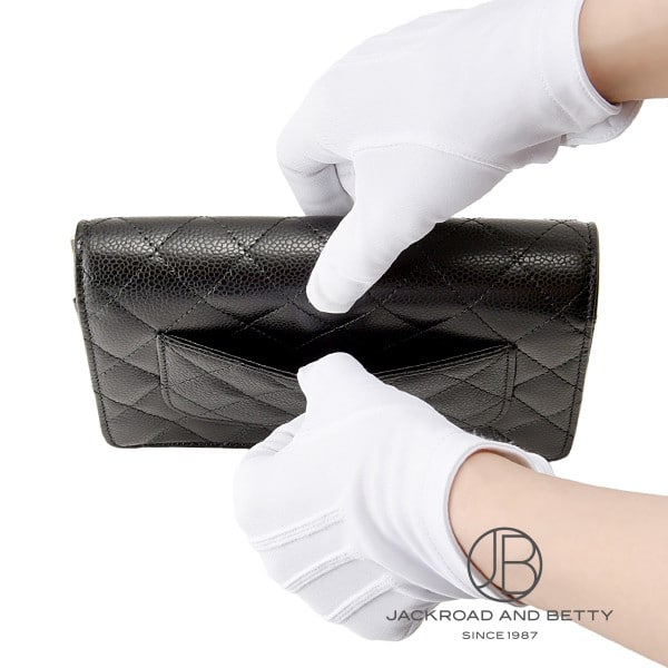 CHANEL（シャネル） チェーンウォレット 長財布 ブラック 黒 AP4241