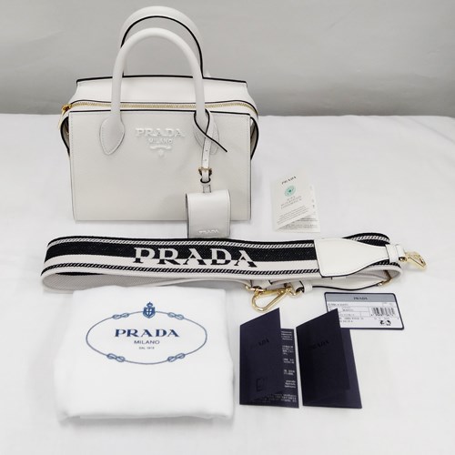 PRADA（プラダ） SAFFIANO CUIR MONOCHROME BAG レディース ホワイト