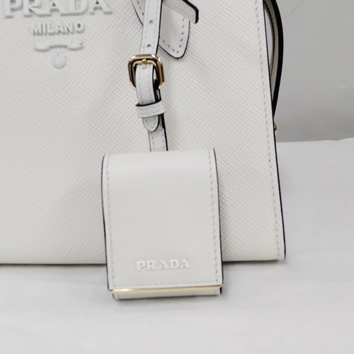 PRADA（プラダ） SAFFIANO CUIR MONOCHROME BAG レディース ホワイト