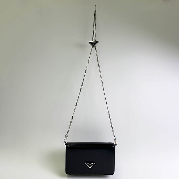 【即発】PRADA ブラッシュドレザー ショルダーバッグ 1BD307ZO6 楽天市場】PRADA プラダ ブラッシュドレザー ショルダーバッグ