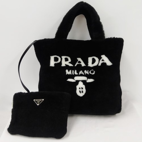 プラダ モコモコ ファートートバッグ レディース ブラック 1BG3742EC9 PRADA :1BG3742EC9:インポートショップBianca rose