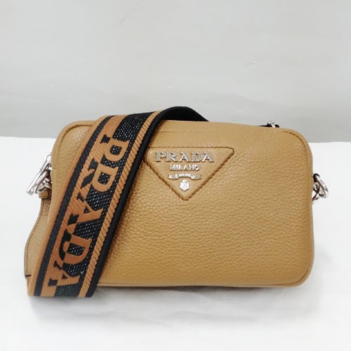 PRADA（プラダ） レザー ショルダーバッグ レディース ブラック