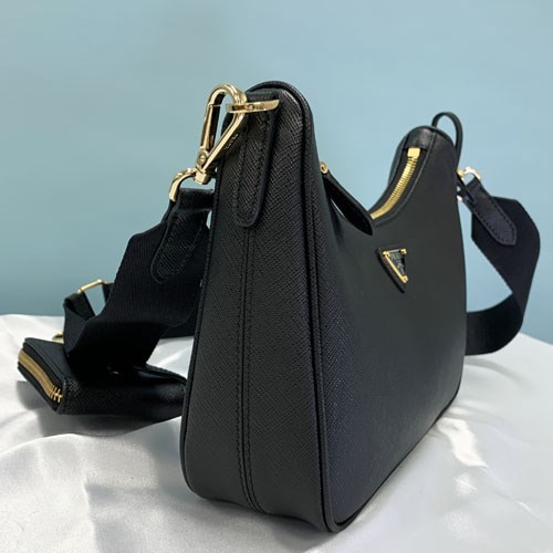 【即発】PRADA Re-Edition 2005 レザーバッグ 1BH204NZV 楽天市場】PRADA プラダ バッグ Re-Edition 2005 サフィアーノ