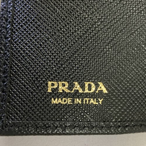 PRADA（プラダ） レザー キーケース レディース ブラック ベージュ