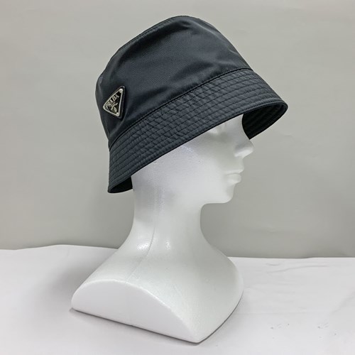 PRADA（プラダ） Re-Nylon バケットハット メンズ レディース ブラック