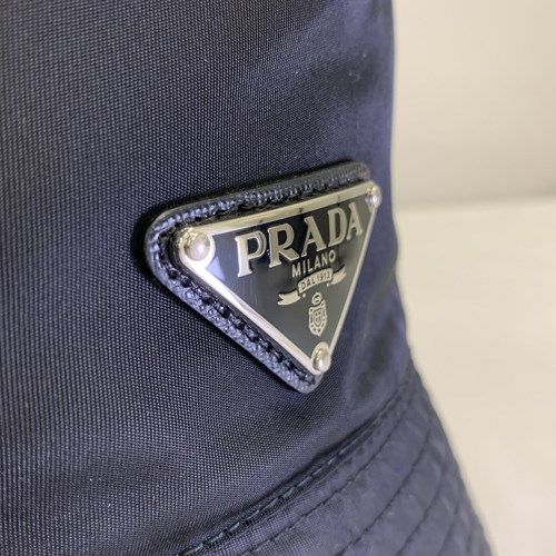 PRADA（プラダ） Re-Nylon バケットハット メンズ レディース ブラック