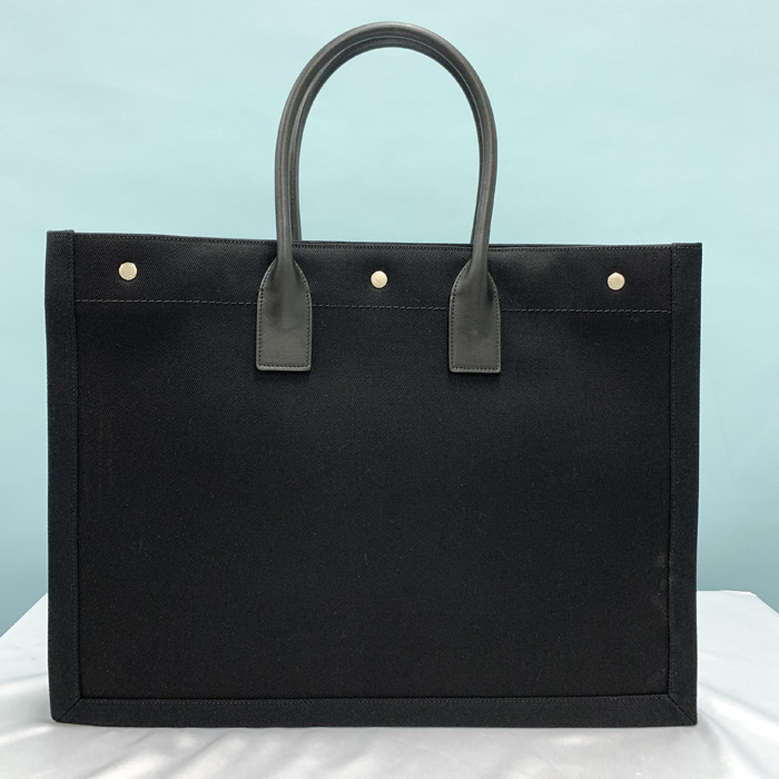 【美品】 イヴサンローラン トートバッグ ブラック Yves Saint Laurent（イヴ・サンローラン） サンローラン トートバッグ