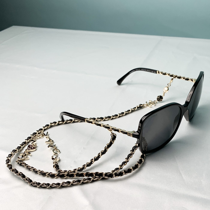 即納 シャネル（CHANEL）スクエア シェイプ アイウェア（5210Q） CHANEL Sunglasses: Square Sunglasses, acetate & chain